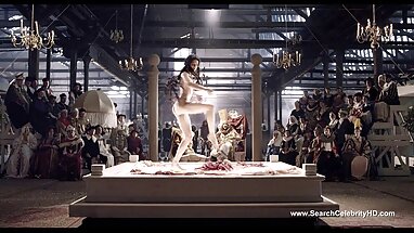 Bir yerli porno ifşa bıçak ile çorap