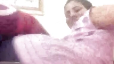 Güzel, sarışın ve kızıl yerli turbanli sex saçlı gay bir yatak odasında sakat olsun,